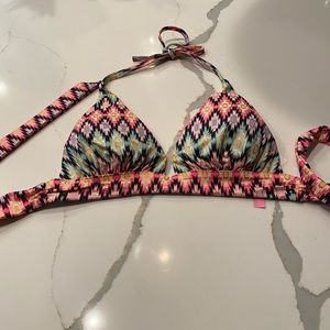 Victoria’s Secret bikini top size Med